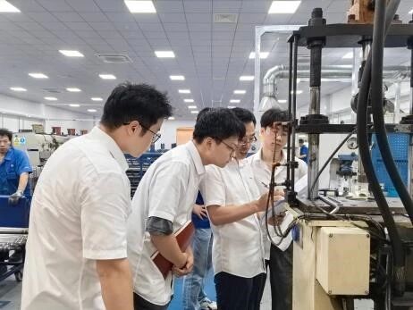 喜报 | 技术先锋队荣获2025年上汽集团“三争”高效能班组建设大赛金牌班组提名6